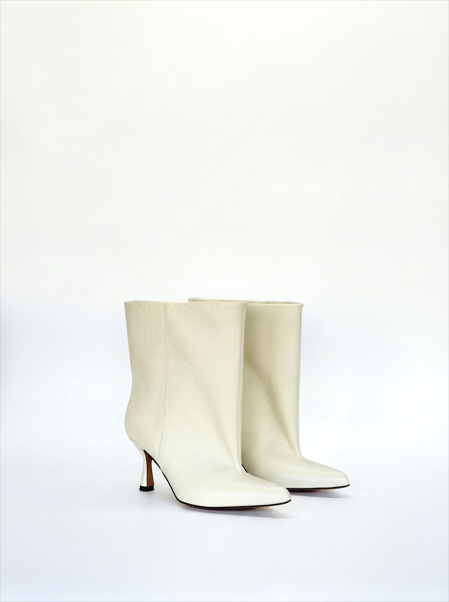Chiara Vanilla