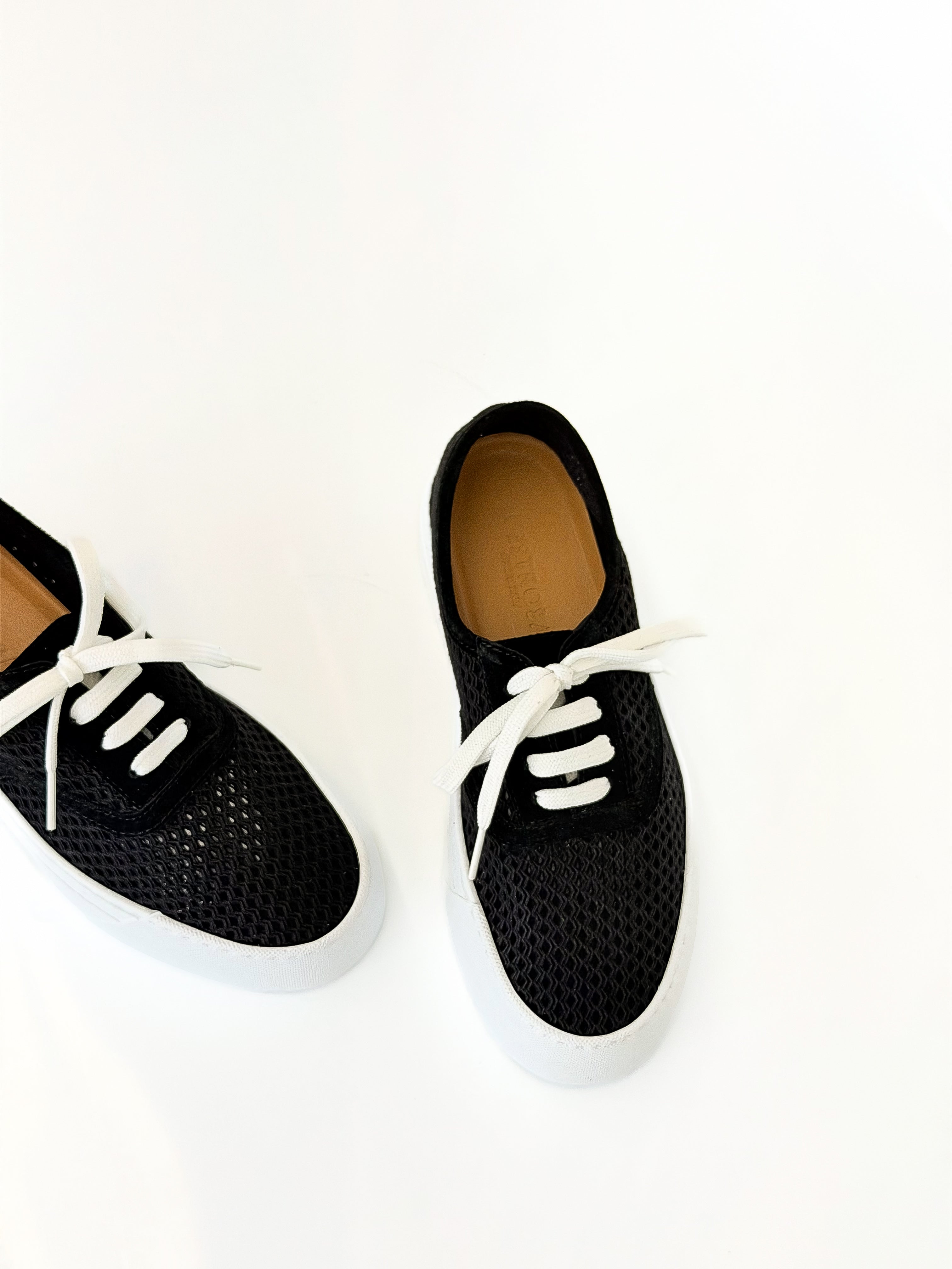 Nuvola Black